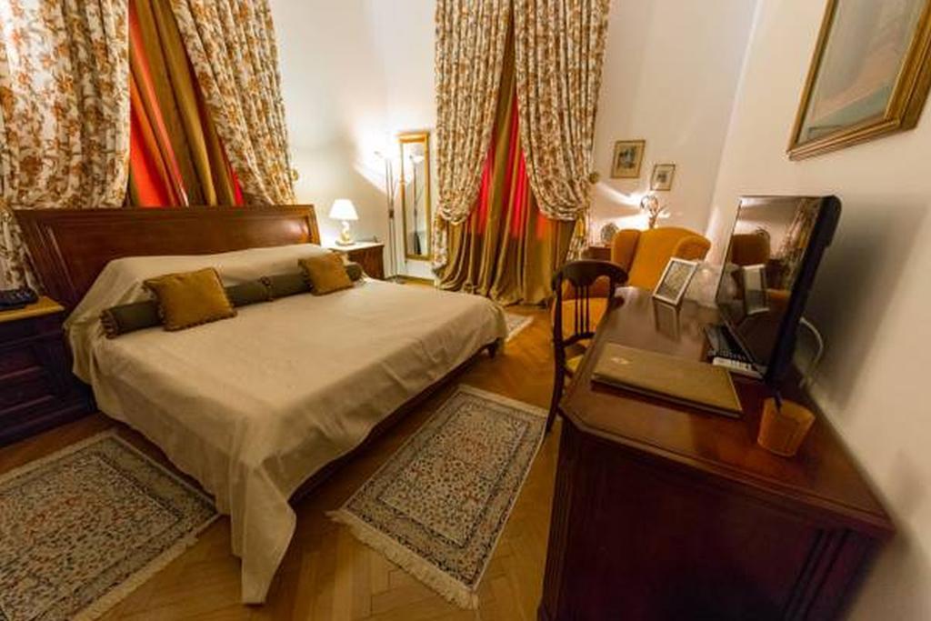 Grand Boutique Hotel Bucareste Exterior foto